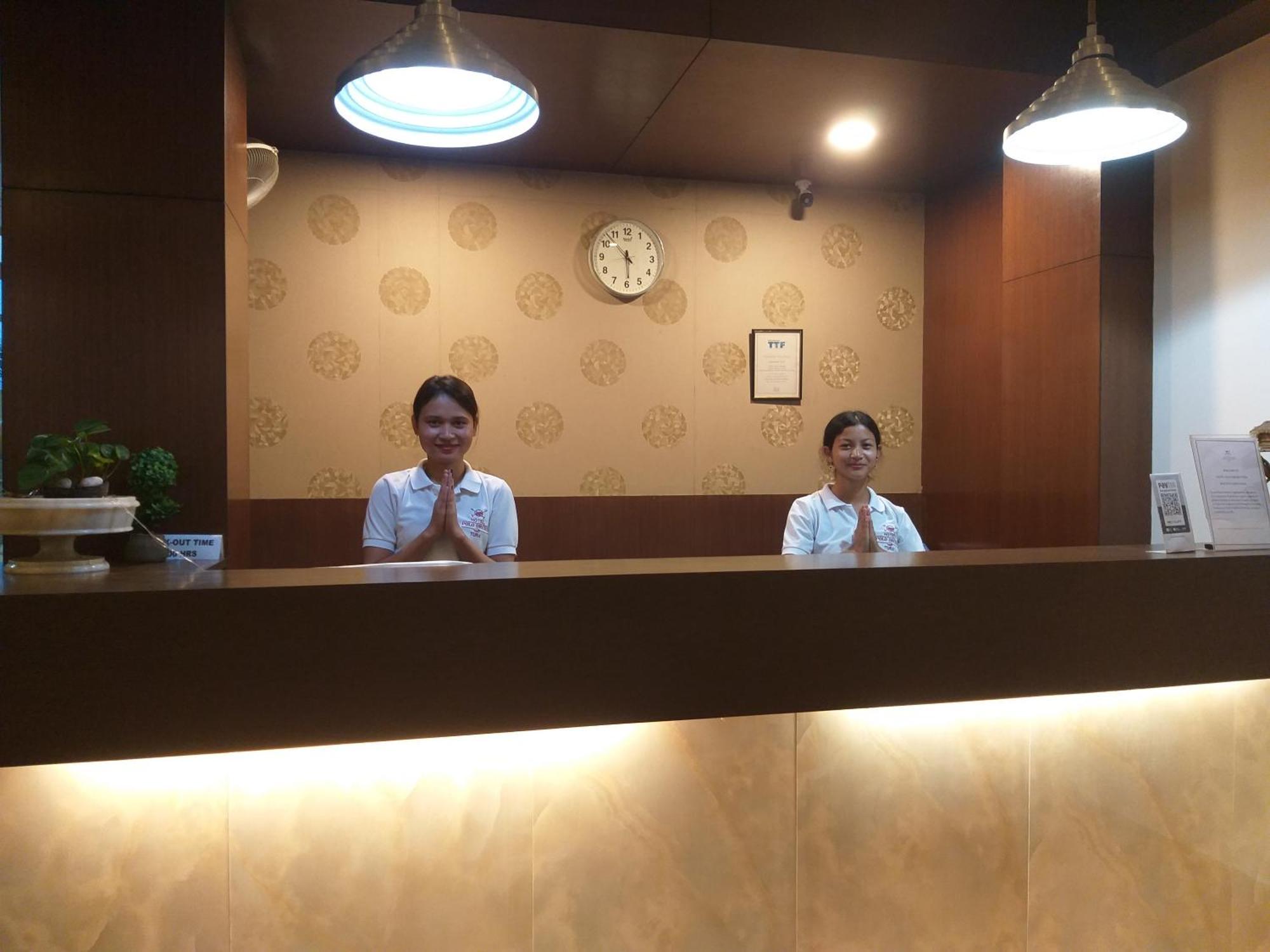 Polo Tura Hotel Luaran gambar