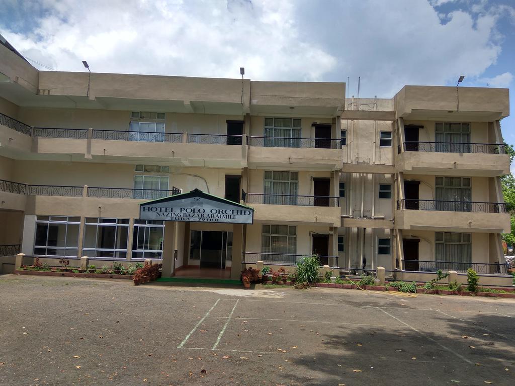 Polo Tura Hotel Luaran gambar