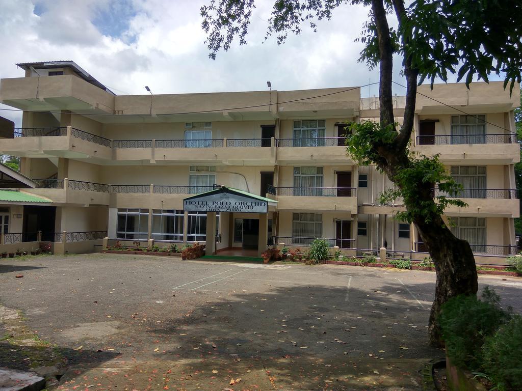 Polo Tura Hotel Luaran gambar